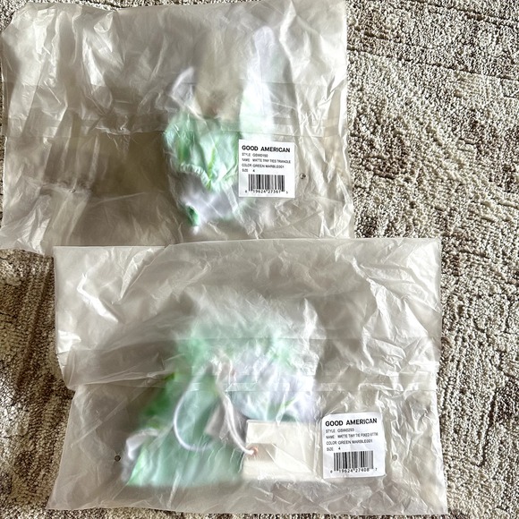 NWT GOOD AMERICAN Matte Tiny Tie Triangle Top Fixed Bottom Green Marble XL (4) b - Picture 2 of 9